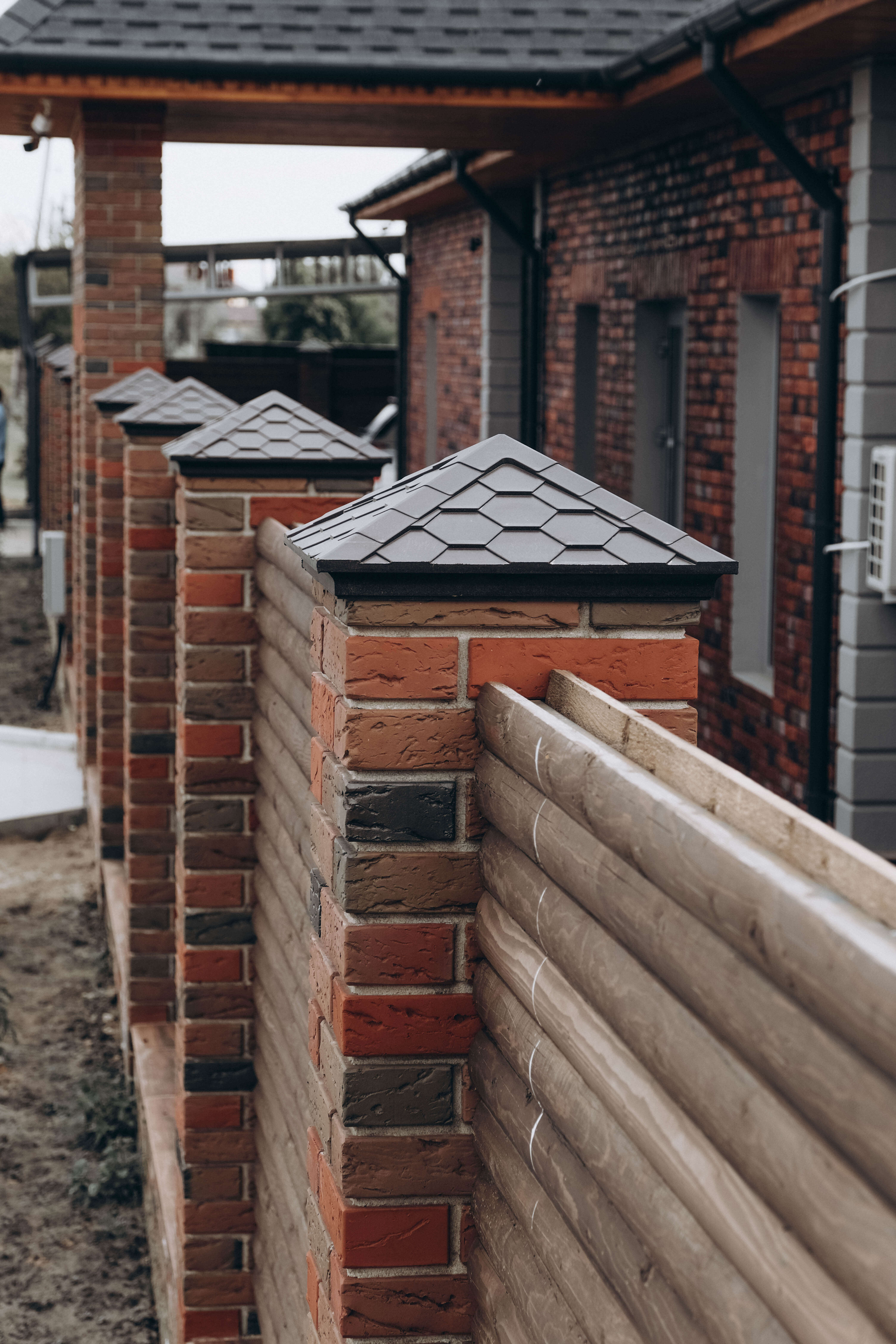 Колпак Zking Эверест Коричневый на столб 1.5х1.5 кирпича (390х390мм) в Бийске фото