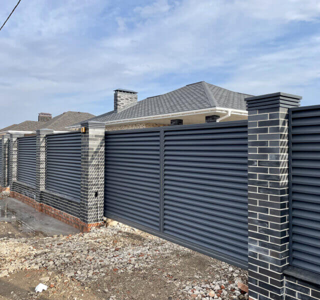 Колпак Zking Бона ХайТек Серый на столб 1.5х1.5 кирпича (385х385мм) в Бийске фото